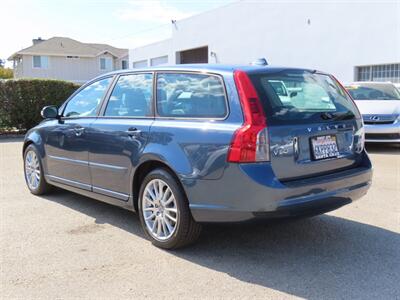 2009 Volvo V50 2.4i   - Photo 3 - Santa Cruz, CA 95062