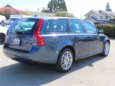2009 Volvo V50 2.4i   - Photo 4 - Santa Cruz, CA 95062