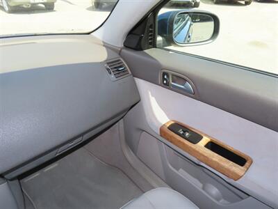 2009 Volvo V50 2.4i   - Photo 18 - Santa Cruz, CA 95062