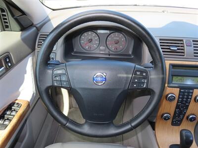 2009 Volvo V50 2.4i   - Photo 8 - Santa Cruz, CA 95062