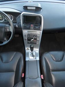 2010 Volvo XC60 T6 AWD   - Photo 15 - Santa Cruz, CA 95062