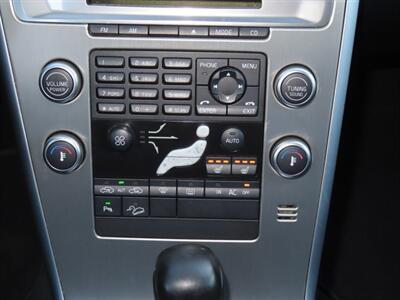 2010 Volvo XC60 T6 AWD   - Photo 22 - Santa Cruz, CA 95062