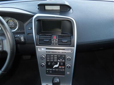 2010 Volvo XC60 T6 AWD   - Photo 14 - Santa Cruz, CA 95062