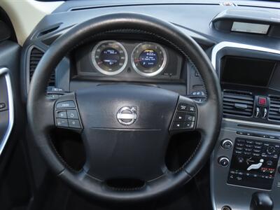 2010 Volvo XC60 T6 AWD   - Photo 8 - Santa Cruz, CA 95062