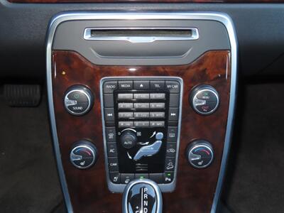 2015 Volvo XC70 3.2 Premier Plus AWD - Photo 26 - Santa Cruz, CA 95062