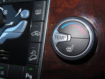 2015 Volvo XC70 3.2 Premier Plus AWD - Photo 23 - Santa Cruz, CA 95062