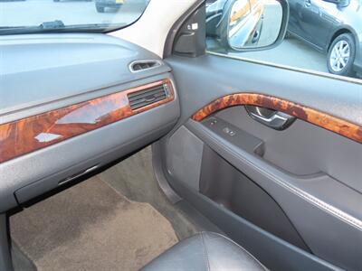 2015 Volvo XC70 3.2 Premier Plus AWD - Photo 25 - Santa Cruz, CA 95062