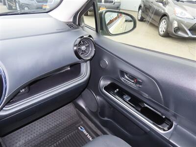 2018 Toyota Prius c Two - Photo 19 - Santa Cruz, CA 95062