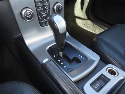 2009 Volvo C70 T5   - Photo 24 - Santa Cruz, CA 95062