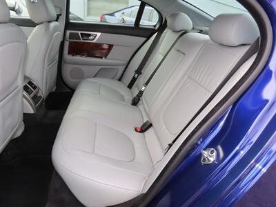 2010 Jaguar XF Premium   - Photo 31 - Santa Cruz, CA 95062