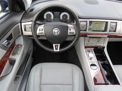 2010 Jaguar XF Premium   - Photo 6 - Santa Cruz, CA 95062