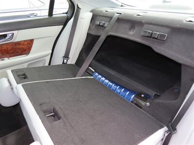 2010 Jaguar XF Premium   - Photo 35 - Santa Cruz, CA 95062