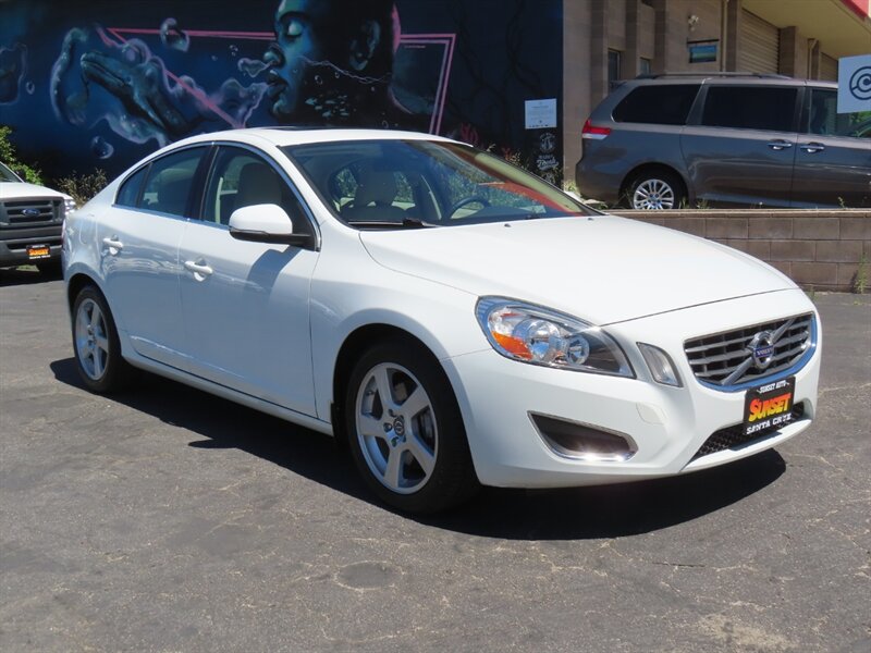 2012 Volvo S60 T5  