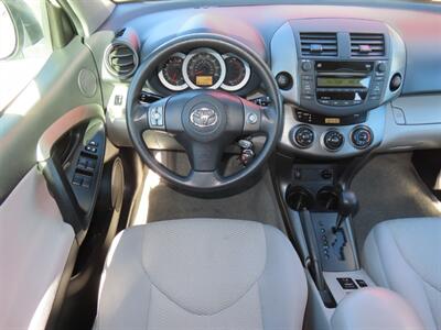 2011 Toyota RAV4 4WD - Photo 7 - Santa Cruz, CA 95062