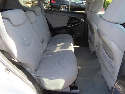 2011 Toyota RAV4 4WD - Photo 26 - Santa Cruz, CA 95062