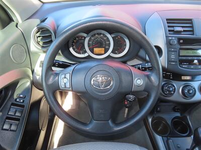 2011 Toyota RAV4 4WD - Photo 8 - Santa Cruz, CA 95062