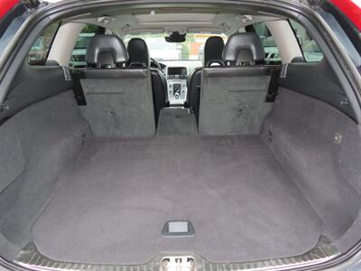 2017 Volvo XC60 T6 Dynamic AWD   - Photo 41 - Santa Cruz, CA 95062