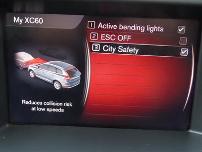 2017 Volvo XC60 T6 Dynamic AWD   - Photo 13 - Santa Cruz, CA 95062
