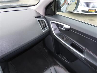 2017 Volvo XC60 T6 Dynamic AWD   - Photo 25 - Santa Cruz, CA 95062