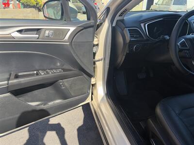 2017 Ford Fusion SE Luxury Energi - Photo 9 - Santa Cruz, CA 95062
