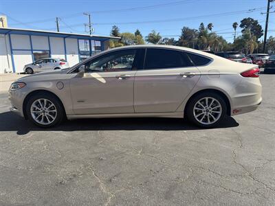 2017 Ford Fusion SE Luxury Energi - Photo 4 - Santa Cruz, CA 95062