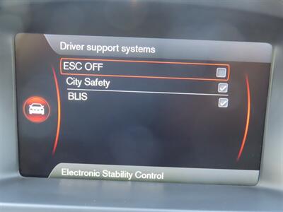 2015 Volvo XC70 T5 Drive-E Platinum   - Photo 12 - Santa Cruz, CA 95062