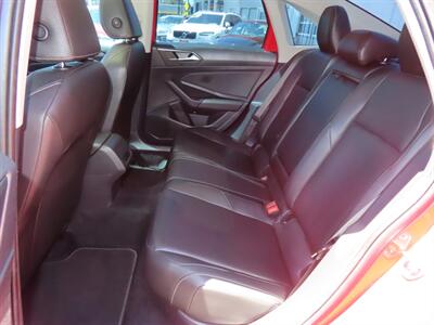 2020 Volkswagen Jetta SEL   - Photo 28 - Santa Cruz, CA 95062