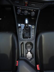 2020 Volkswagen Jetta SEL   - Photo 15 - Santa Cruz, CA 95062