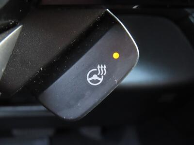 2018 Subaru Outback 2.5i AWD Touring   - Photo 12 - Santa Cruz, CA 95062