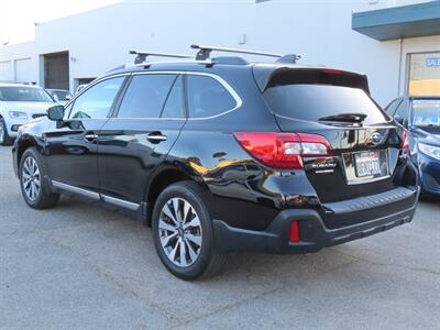 2018 Subaru Outback 2.5i AWD Touring   - Photo 3 - Santa Cruz, CA 95062