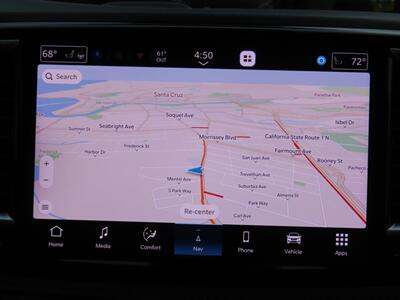 2025 Chrysler Pacifica Plug-In Hybrid Pinnacle   - Photo 20 - Santa Cruz, CA 95062