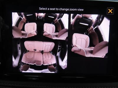 2025 Chrysler Pacifica Plug-In Hybrid Pinnacle   - Photo 37 - Santa Cruz, CA 95062