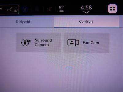 2025 Chrysler Pacifica Plug-In Hybrid Pinnacle   - Photo 36 - Santa Cruz, CA 95062