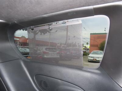 2025 Chrysler Pacifica Plug-In Hybrid Pinnacle   - Photo 58 - Santa Cruz, CA 95062