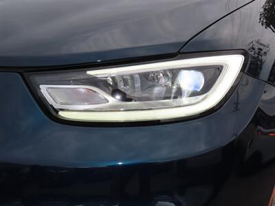 2025 Chrysler Pacifica Plug-In Hybrid Pinnacle   - Photo 71 - Santa Cruz, CA 95062