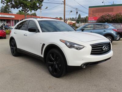 2015 INFINITI QX70  