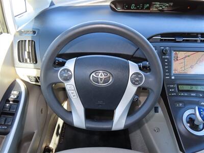 2011 Toyota Prius Three   - Photo 8 - Santa Cruz, CA 95062