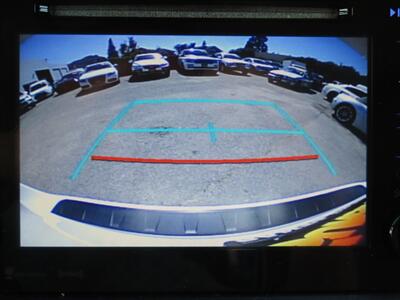 2017 Toyota Sienna SE 8-Passenger   - Photo 24 - Santa Cruz, CA 95062