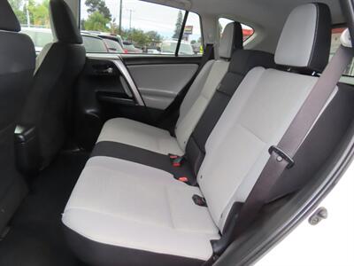 2018 Toyota RAV4 Hybrid XLE AWD - Photo 30 - Santa Cruz, CA 95062