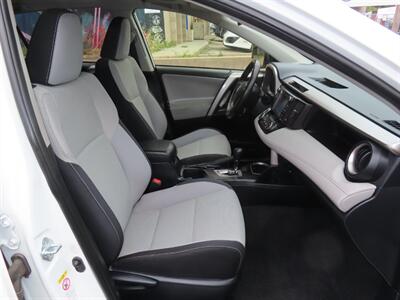 2018 Toyota RAV4 Hybrid XLE AWD - Photo 21 - Santa Cruz, CA 95062