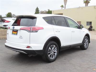 2018 Toyota RAV4 Hybrid XLE AWD - Photo 4 - Santa Cruz, CA 95062