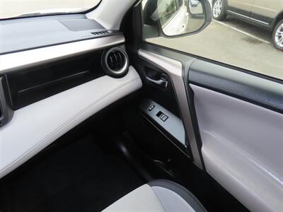 2018 Toyota RAV4 Hybrid XLE AWD - Photo 23 - Santa Cruz, CA 95062