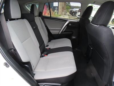2018 Toyota RAV4 Hybrid XLE AWD - Photo 32 - Santa Cruz, CA 95062
