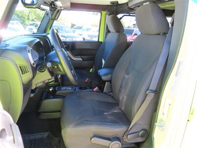 2016 Jeep Wrangler Sport S Unlimited 4WD   - Photo 6 - Santa Cruz, CA 95062