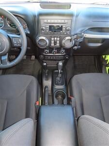 2016 Jeep Wrangler Sport S Unlimited 4WD   - Photo 14 - Santa Cruz, CA 95062