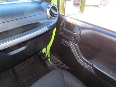 2016 Jeep Wrangler Sport S Unlimited 4WD   - Photo 20 - Santa Cruz, CA 95062