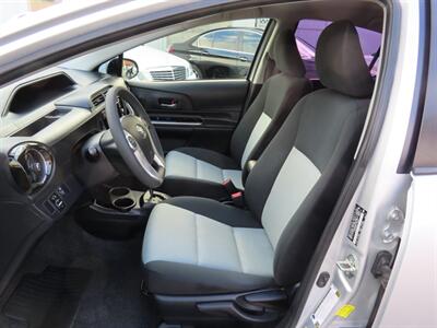 2015 Toyota Prius c Two   - Photo 6 - Santa Cruz, CA 95062