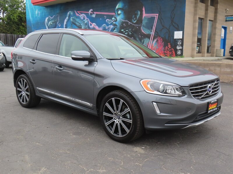 2017 Volvo XC60 T6 AWD Inscription's photo