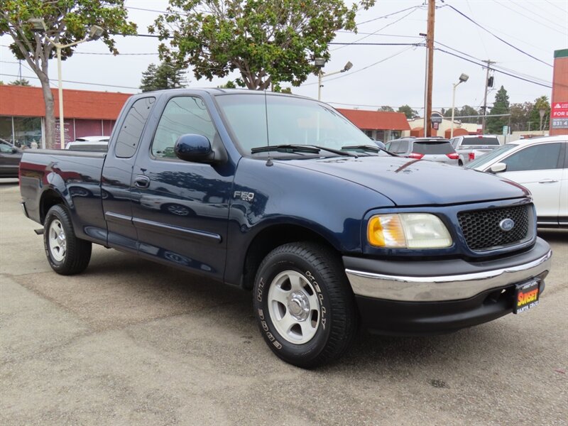 2002 Ford F-150 XLT  