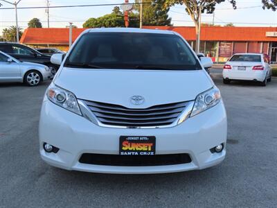 2017 Toyota Sienna XLE Premium 8-Passenger   - Photo 58 - Santa Cruz, CA 95062